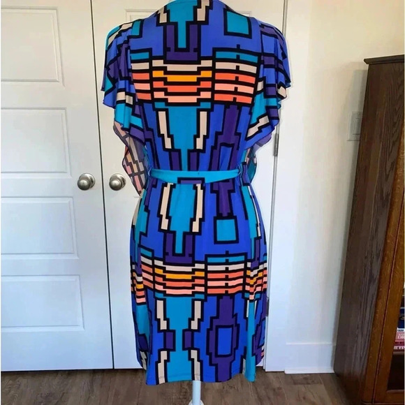 Attention XS Mod Dress With Butterfly Sleeves Knee Length ❤️ - Picture 10 of 14